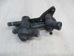 VW SKODA SEAT 1.2 12V OBUDOWA TERMOSTATU 03C121111B Zniżka