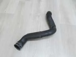 Ograniczona ilość PIAGGIO PORTER HIJET PFAU 06- WAZ PRZEWOD WODY B005553