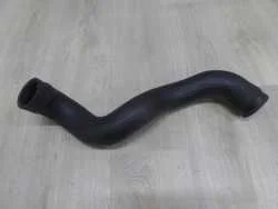 Cena promocyjna VOLVO S60 V70 XC 2.4 D5 RURA PRZEWOD INTERCOOLERA 30645935