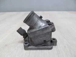Szybka dostawa VOLVO S60 S80 V70 XC 2.4 D5 00- OBUDOWA TERMOSTATU 863695