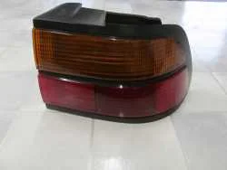 Darmowy zwrot ROVER 800 SEDAN LAMPA TYLNA PRAWA 86-99