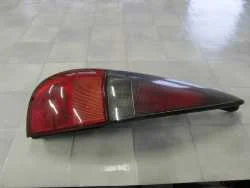 RENAULT LAGUNA I KOMBI LAMPA TYL LEWY 98-01 Oferta limitowana