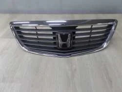 Cena promocyjna HONDA LEGEND III 3 LIFT 99-02 GRILL ATRAPA CHLODNICY CHROM 75102-SZ3-00