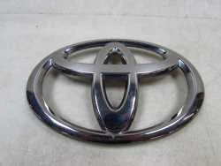 TOYOTA PROACE II 2 16-23 EMBLEMAT LOGO GRILLA ATRAPY 9811709777 Zamów teraz