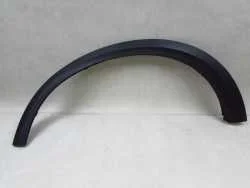 Tani VOLVO XC90 LIFT LISTWA BLOTNIKA PRZOD LEWA 30655181 02-14