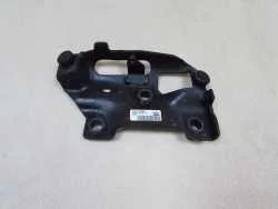 Darmowy zwrot VOLVO C70 II 06-13 UCHWYT MOCOWANIE ZAWIASOW DACHU PRAWY 31256994