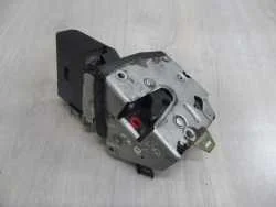 Najlepsza cena BMW E39 96- ZAMEK DRZWI PRAWY TYL 8362165