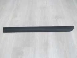 Darmowy zwrot VOLVO V50 LISTWA DOLNA DRZWI TYL LEWA 30661449 04-12