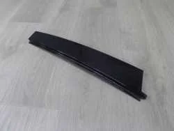 Ostatnia szansa VOLVO S80 II V70 III XC70 06-13 LISTAWA OSLONA SLUPKA DRZWI LEWY TYL
