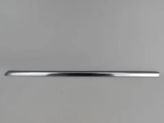 Dodaj do koszyka MERCEDES W176 A-KLASA LISTWA ZGARNIAJACA USZCZELKA CHROM PRZOD LEWA A1767250082