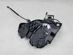 VOLVO S40 V50 04-12 ZAMEK DRZWI TYL PRAWY 30663579 30699151 30663868 Sprawdź teraz