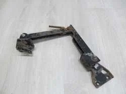 Dodaj do koszyka ISUZU N35 N GRAFTER 3.0 4JJ1E OGRANICZNIK ZAWIAS KABINY 07-18
