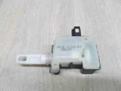 Najlepsza cena VOLVO C70 06-13 ZAMEK SILOWNIK KLAPKI PALIWA 806624