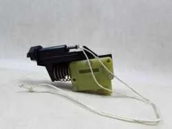 VOLVO C70 II LIFT 06-13 SILOWNIK KLAPKI WLEWU PALIWA 8611387 Ekspresowa dostawa
