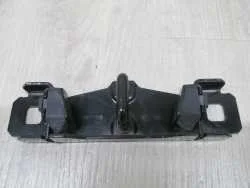 VOLVO S80 II06-13 RYGIEL KLAPY BAGAZNIKA 3M51-R404-B12 Zniżka