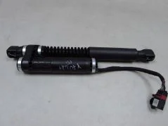 Popularny VOLVO V70 III XC70 11-16 SILOWNIK KLAPY BAGAZNIKA TYL 31386722