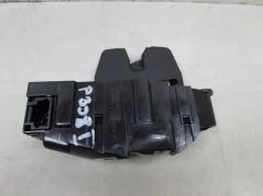 Ograniczona ilość PEUGEOT 308 I T7 07-15 ZAMEK RYGIEL KLAPY BAGAZNIKA 9660403880