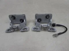 Cena promocyjna BMW 1 F20 F21 11-19 ZAWIASY KLAPY BAGAZNIKA KPL GLACIER SILBER A83