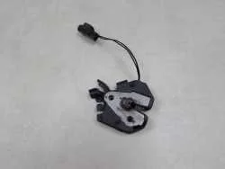 VOLVO XC90 LIFT 06-14 ZAMEK MASKI LEWY CZUJNIK 31218475 Darmowy zwrot