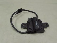 Zniżka VOLVO S60 II V60 10-18 ZAMEK MASKI PRAWY CZUJNIK 31425844