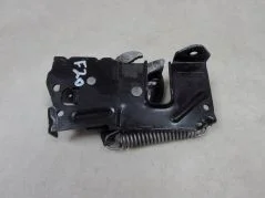Popularny BMW 1 F20 F21 11-19 ZAMEK MASKI PRAWY 7242549