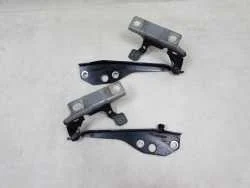 Promocja VOLVO C30 C70 S40 V50 04-13 ZAWIAS MASKI LEWY PRAWY 30716252 30716253 452-46