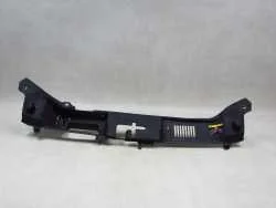 Okazja VOLVO S40 V50 C70 LIFT 06-13 OSLONA PASA PRZOD 31278662