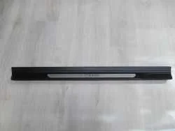BMW E46 98-07 LISTWA OSLONA PROGU LEWY PRZOD 8204113 Wysoka jakość