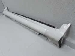 VOLVO C30 06-13 R-DESIGN LISTWA PROGOWA NAKLADKA PROGU PRAWA 30779137 30779139 614-46 Nowy