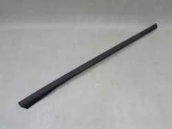 Ostatnie sztuki VOLVO XC70 07-16 LISTWA SZYBY CZOLOWEJ PRAWA 30753553
