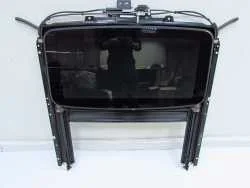 Hit sprzedaży VOLVO V70 XC70 SZYBERDACH SILNICZEK 39850619 30716817 99-07
