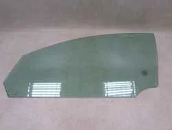 Ograniczona ilość VOLVO S40 II V50 04-13 SZYBA BOCZNA DRZWI PRZOD LEWA 08R 43R-001106