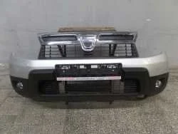 Zamów teraz DACIA DUSTER 09-13 ZDERZAK PRZOD GRILL ATRAPA HALOGENY TEK23