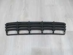 Niska cena VOLVO S40 V50 04-07 KRATKA ATRAPA ZDERZAKA SRODKOWA 30657006