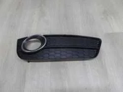 Szybka dostawa AUDI A5 8T KRATKA ZDERZAKA HALOGENU PRAWA 8T0807682