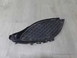 Zniżka MERCEDES W176 A-KLASA KRATKA ZDERZAKA PRAWA A1768850422