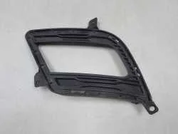KIA CEE'D CEED LIFT KRATKA ZDERZAKA RAMKA HALOGENU LEWA 86563-1H500 09-12r Tani