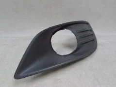 Ostatnie sztuki FORD FOCUS MK2 04-11 ATRAPA KRATKA ZDERZAKA PRAWA 8M51-19952-AE
