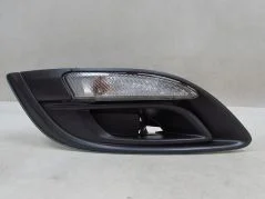 Zamów dziś OPEL ASTRA J LIFT 12-15 KRATKA HALOGENU ZASLEPKA ZDERZAKA KIERUNEK PRAWA 13368715