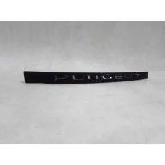 PEUGEOT 508 10-14 ZNACZEK EMBLEMAT LOGO ATRAPY GRILLA NAPIS 9677484580 Dodaj do koszyka