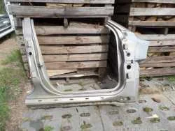 Zniżka VOLVO XC90 PROG SLUPEK PRAWY 446-46 02-14