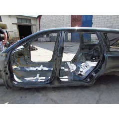 Niska cena VOLVO XC90 02-14 CWIARTKA SLUPEK PROG LEWY 492-46
