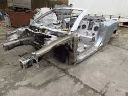 VOLVO C70 II 06-13 CWIARTKA PODLUZNICA PRZOD LEWY 477 Zamów teraz