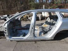 VOLVO V60 CC CROSS COUNTRY LIFT 13-17 CWIARTKA SLUPEK LEWY PROG 477 POMORSKIE Łatwy zwrot