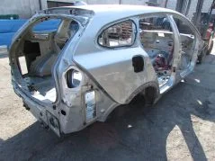 Oferta limitowana VOLVO V60 CC CROSS COUNTRY LIFT 13-17 CWIARTKA BLOTNIK TYL PRAWY PROG 477 POMORSKIE
